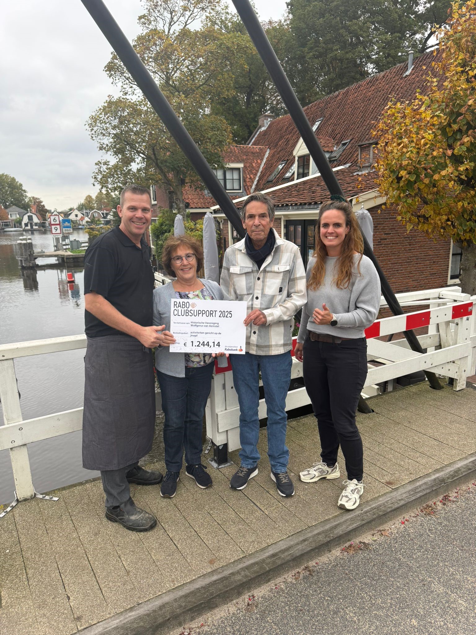 Rabo clubsupport cheque uitreiking